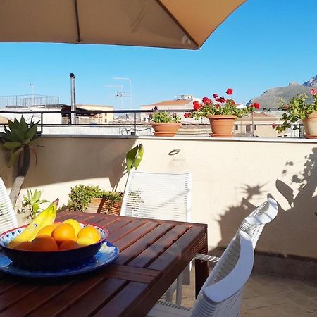Terrace With View Attic In Old Town Ballarhome Palermo Buitenkant foto