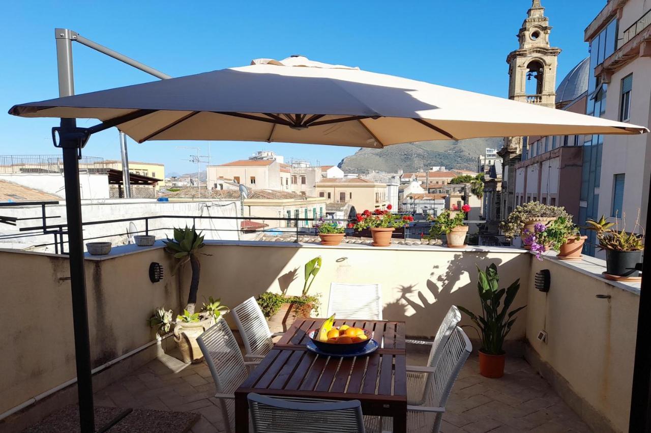 Terrace With View Attic In Old Town Ballarhome Palermo Buitenkant foto